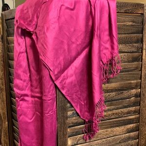 Magenta Pashmina